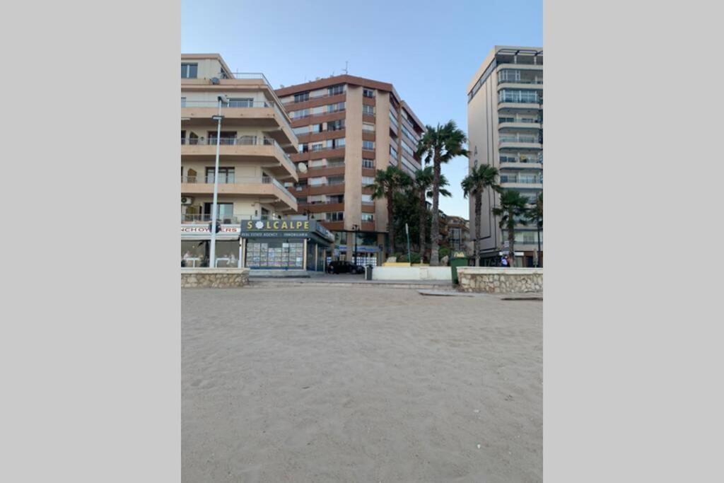 Apartamento En 1º Linea De Playa Lägenhet Calpe Exteriör bild